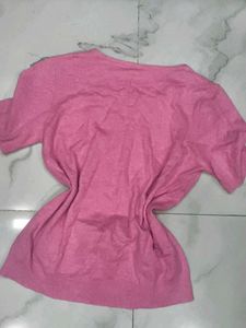 a beautiful V-neck Pink top with deads