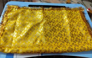 Yellow Cloth