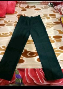 straight black pant
