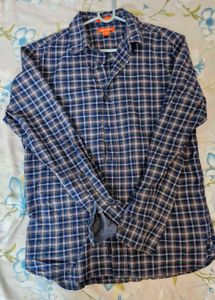 Men's Plaid Long Sleeve Shirt(thrifted)