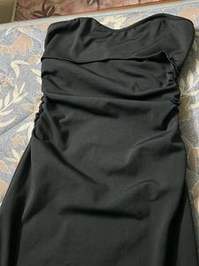 Chic Black Strapless Ruched Dress