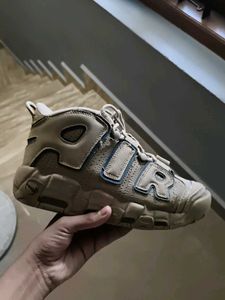 Nike Air uptembo