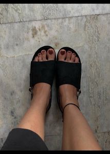 Stylish Black Comfort Sandals