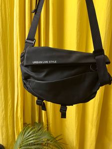 Cross body travel bag