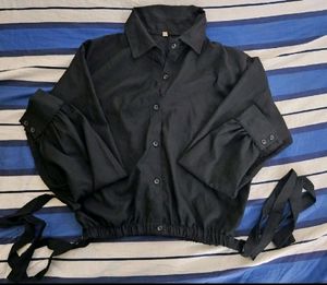 Black Crop Top With Straps At Sides