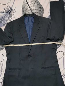 Coat42",pant34",PeterEngland,excellent!!
