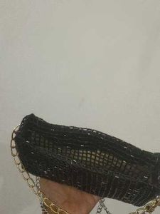 Cuhic Very Beautiful   Black glass bead Gold Chain