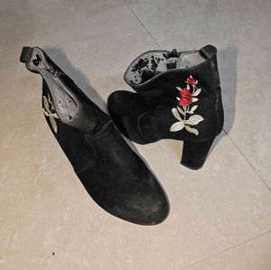 Floral Embroidered Ankle Boots