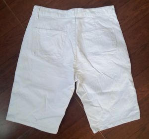 White Basic Bermuda Pant