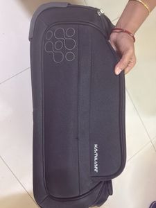 Kamiliant Black Rolling Suitcase