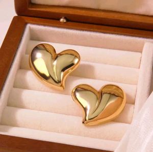 Chic Gold Heart Earrings
