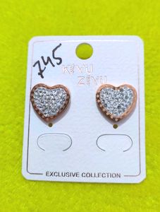 Cartier Brand,Anti Tarnish Heart Shape Ear Studs With Ad Stone