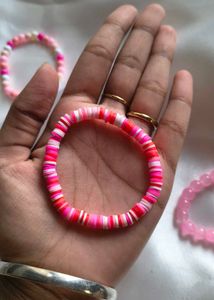 Chic Stackable Beaded Bracelets - Pink &amp; Red Tones