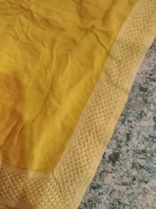 💛Beautiful Yellow Short Top💛