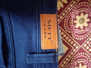 Mid-rise Jeans