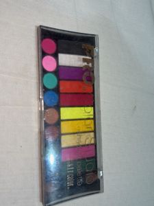 Pro Studio Eyeshadow Palette