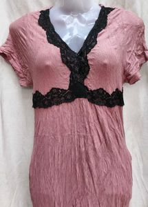 111812. Chic Rose Lace Trim Dress