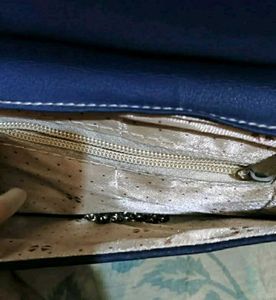 Sling Bag 🌟