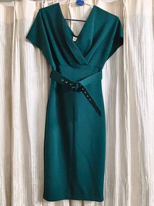 Elegant dark green bodycon Dress with Belt