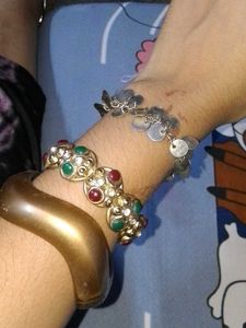 Sale 🔥3 peice of beautiful bangles and bracelet