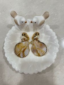 Unique Shell Drop Earrings 🐚