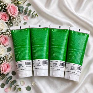 pack of 4 The Derma Co. 5% Nia-Ceramide Daily Hydr
