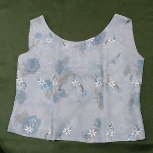 Floral Print Top With Light Ambroadary N Siquance