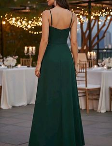 Elegant Emerald Green Maxi Dress