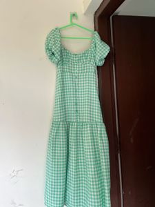 Gingham Puff Sleeve Midi Dress