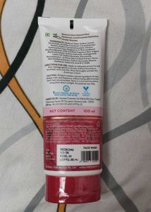 New Mamaearth Beetroot Face Wash