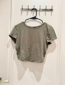 Olive Green Cropped T-Shirt