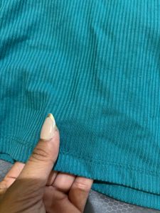 sea green top