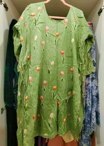 Beautiful Green Embroidered Kurta Set