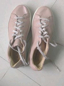 Pale Pink Leather (Girl/Women)Sneakers