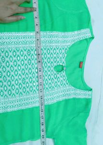 Green Kurta with White Embellishment