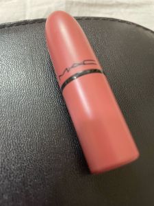 Original MAC Matte Lipstick – Rarely Used
