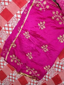 Vibrant Pink Embroidered dupatta
