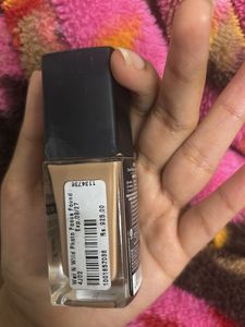 unused wet n wild foundation with lipst