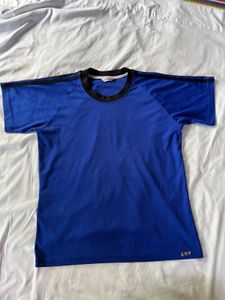 Blue Round Neck T-Shirt with Contrast Trim