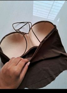 Combo of two bras one top🎀