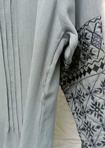 Grey Embroidered Sleeve Kurta