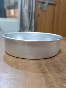 Baking cake mould