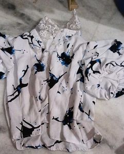 Stylish White Printed Top with Lace Collar