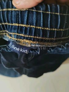 Comfortable Dark Wash Jogger Jeans