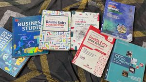 Class XII Commerce Textbooks - Economics, Accounts