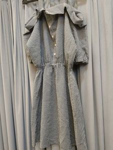 Chic Gingham Cold Shoulder Dress