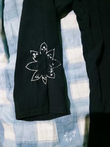 Elegant Black Abaya With Embellishments