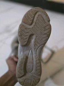 Lightweight Casual Sneakers