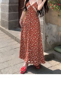 Savana floral print red dress