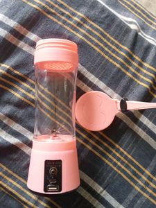 portable and rechargeable Battery Juice Blender
